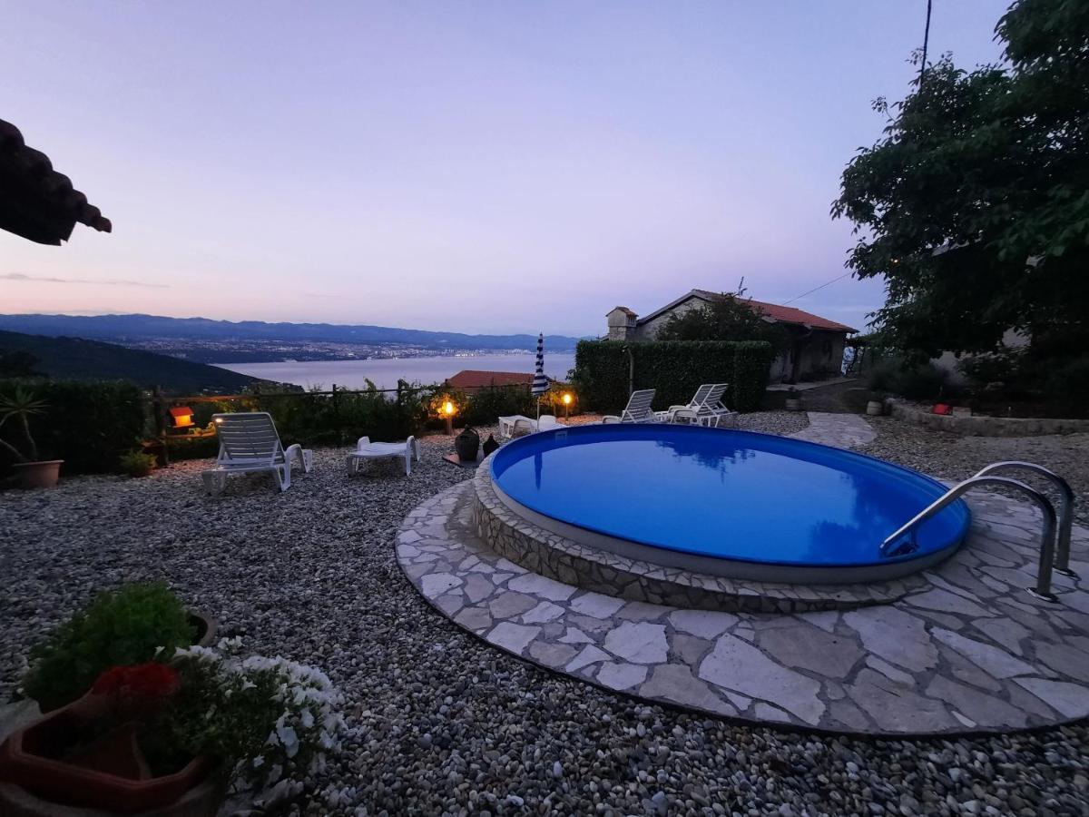 Vila House Mikleus Lovran Exteriér fotografie